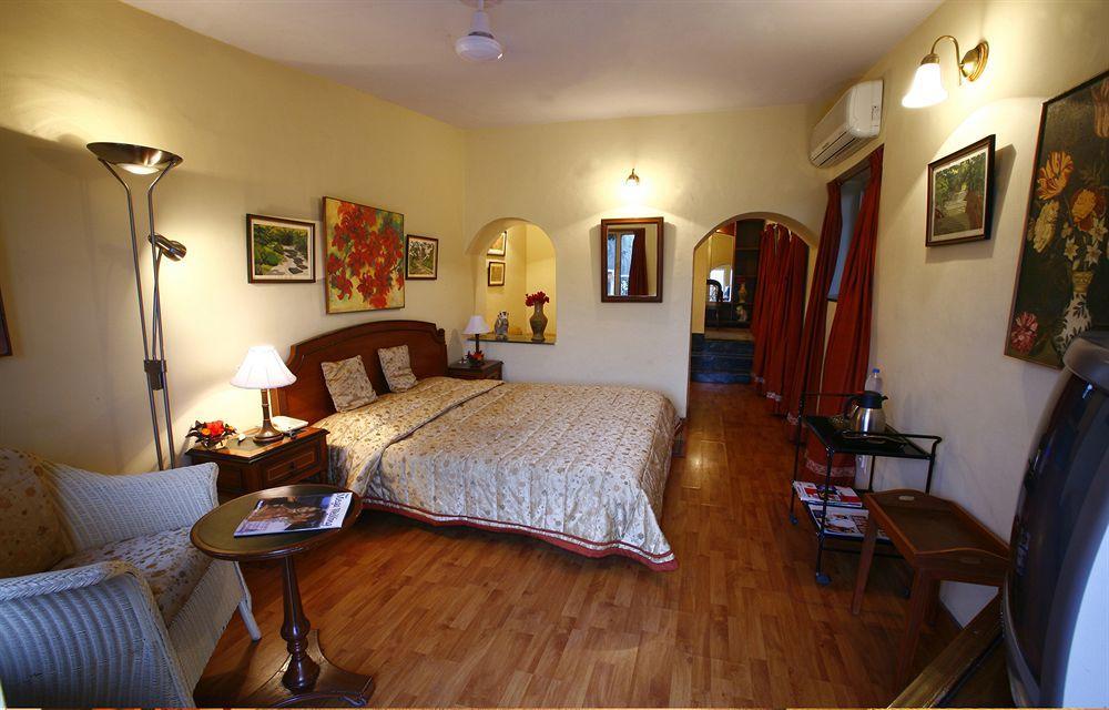 เวลคัมเฮอริเทจ คอนนอจท์เฮาส์ Hotel เมาท์อาบู ภายนอก รูปภาพ